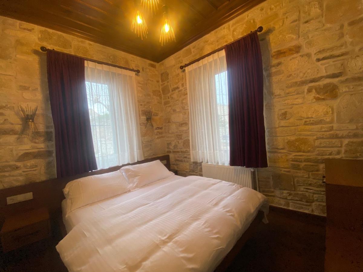 Dionysos 1789 Boutique Hotel Foça Ngoại thất bức ảnh