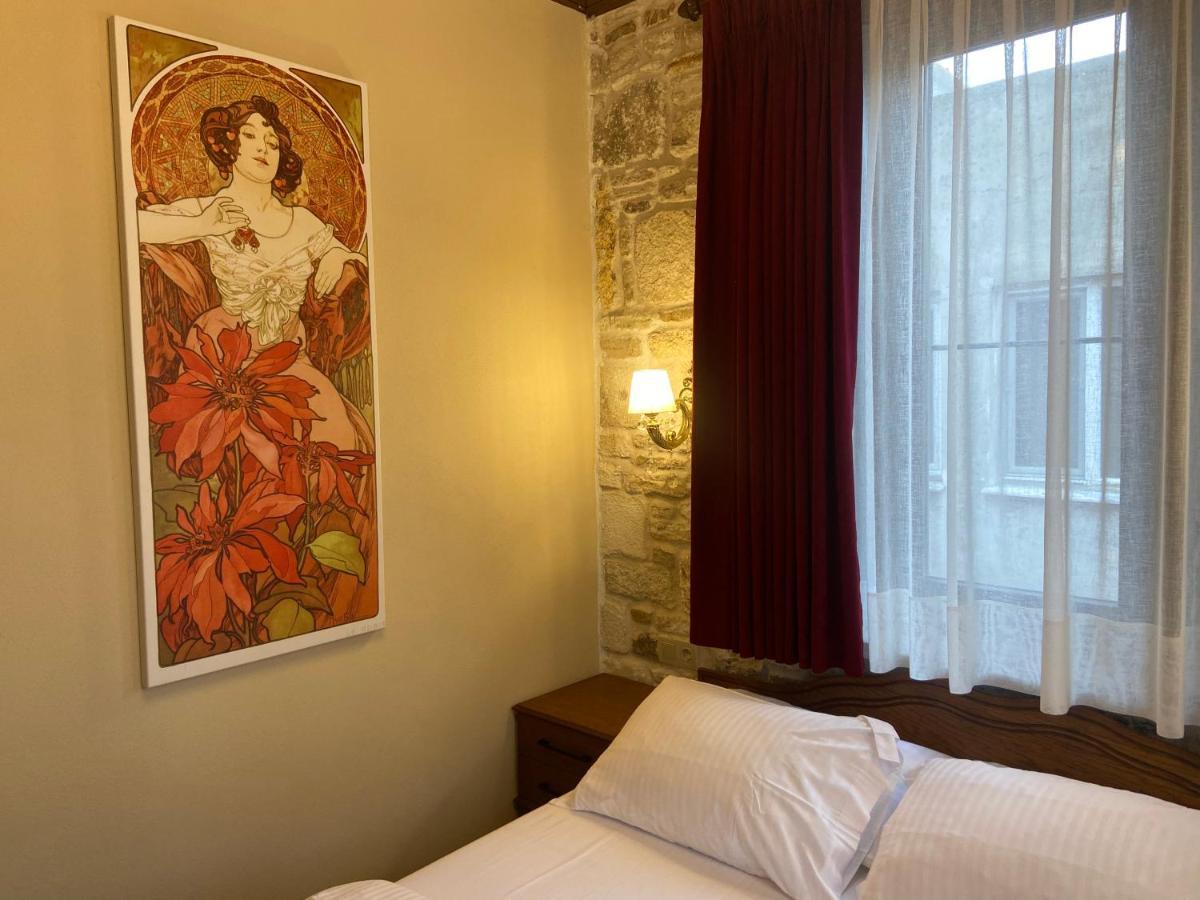 Dionysos 1789 Boutique Hotel Foça Ngoại thất bức ảnh