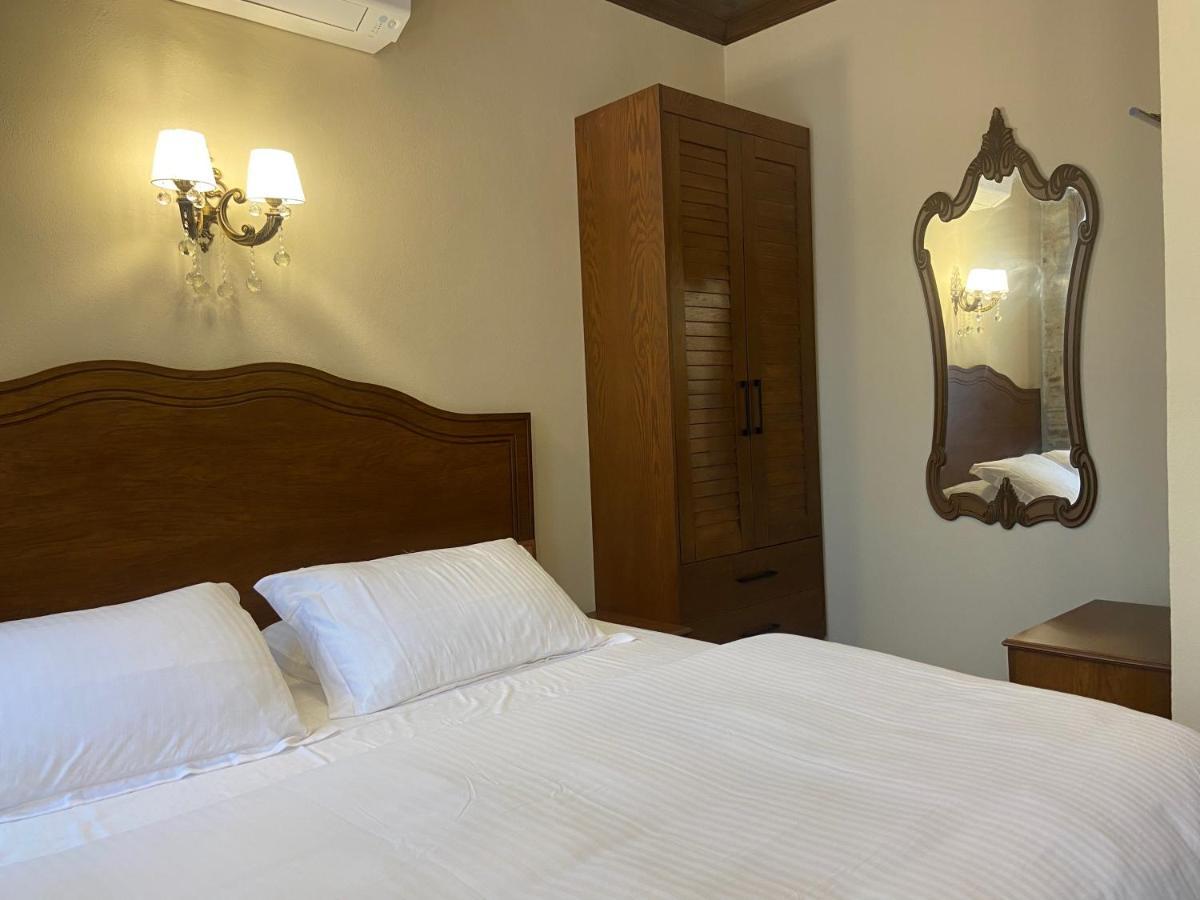 Dionysos 1789 Boutique Hotel Foça Ngoại thất bức ảnh